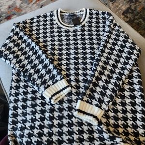 Houndstooth sweater